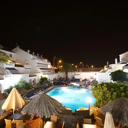Ona Claveles 4*