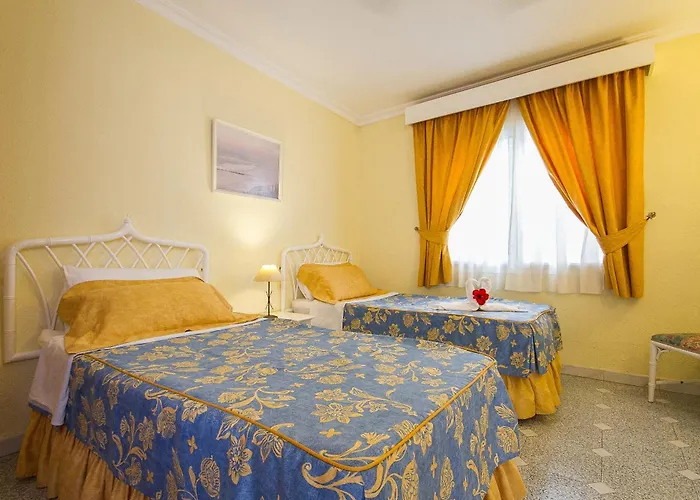 Aparthotel Ona Claveles