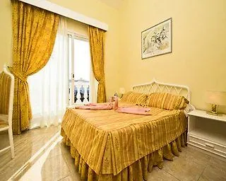 Apartmanhotel Ona Claveles Los Cristianos
