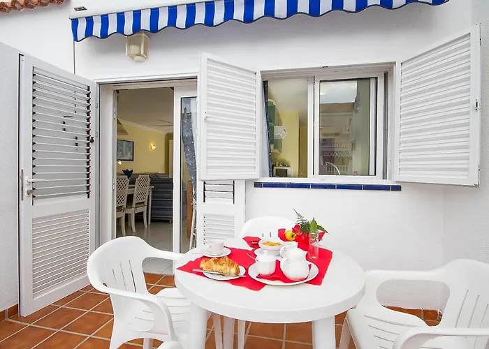 Ona Claveles Los Cristianos